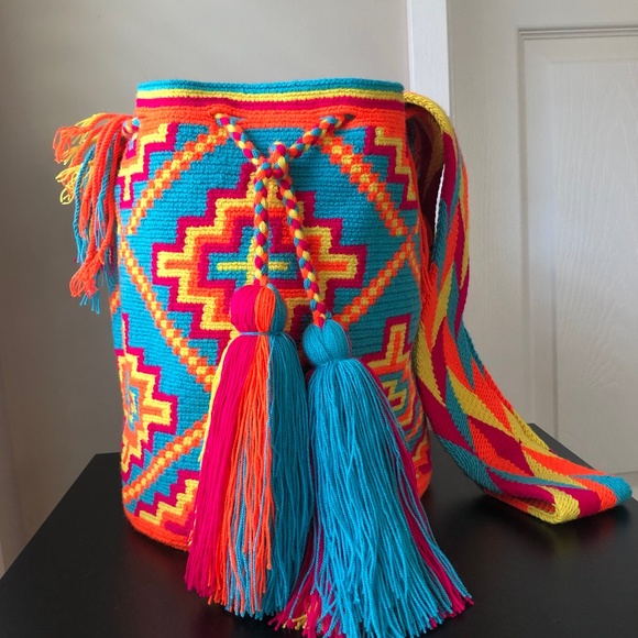Wayuu Tribe Handbags - NEW Authentic Wayuu bag/ Orange crosses/ Handmade women's bag/ Size L